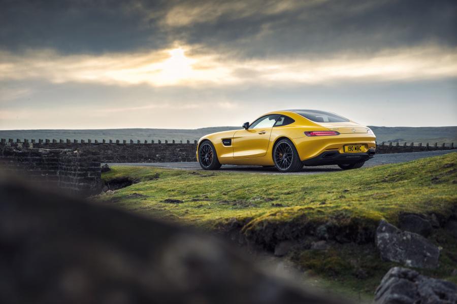  Mercedes-AMG GT S 2015 года  (UK) (фото 26 из 30)